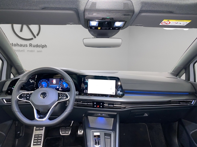 Angebotsdetails VW Golf VIII 1.5 eTSI R-Line Silver/Grey