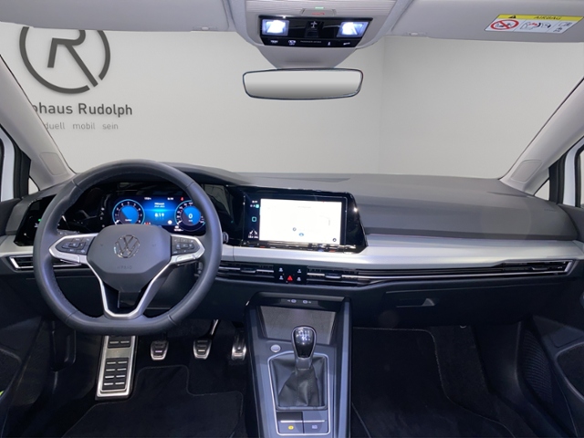 Angebotsdetails VW Golf VIII 1.5 TSI Move White