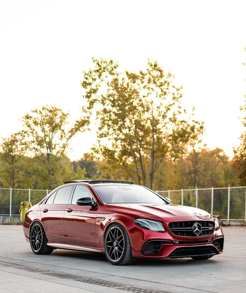 MERCEDES-BENZ